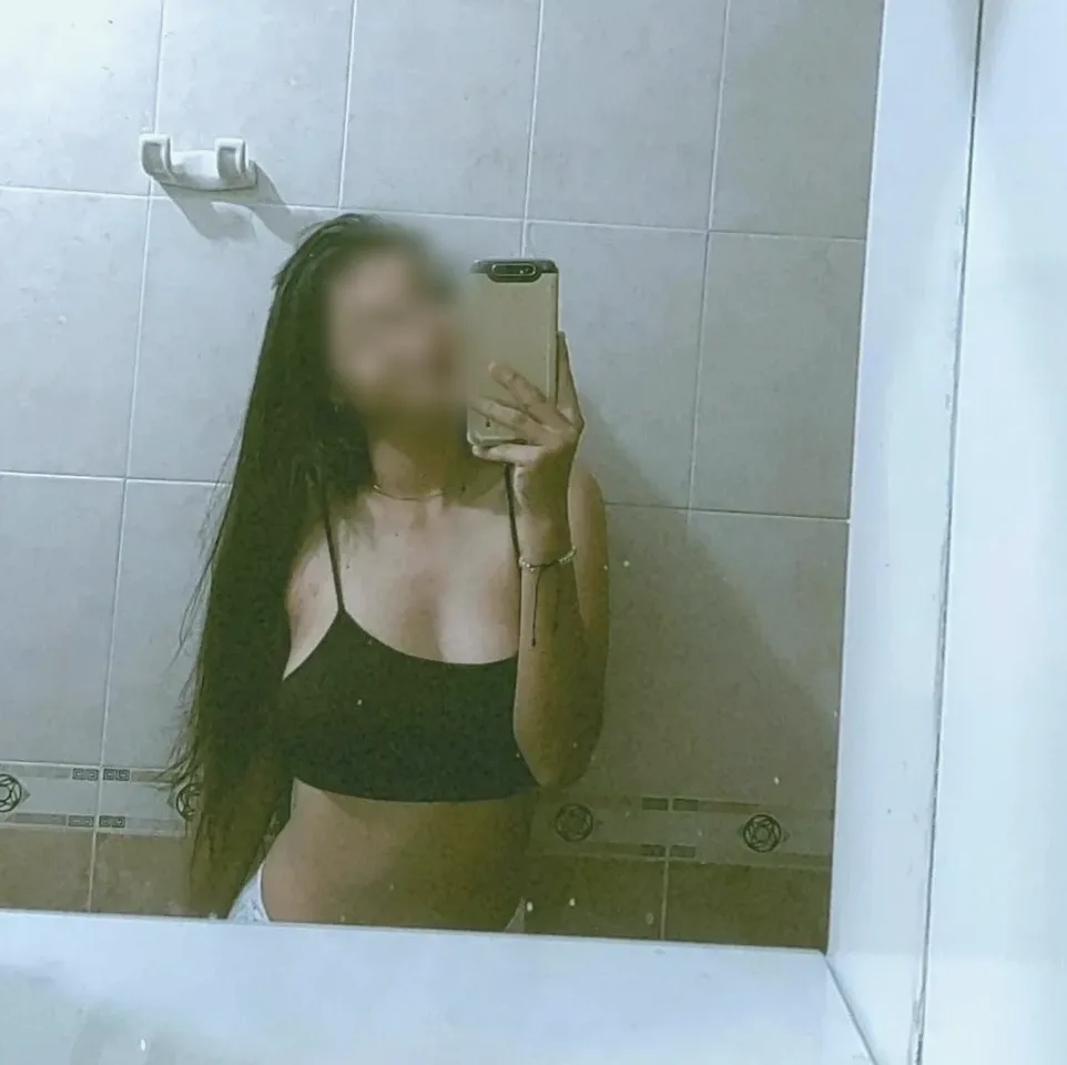 Aroa, 22 años